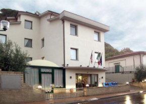 Гостиница Hotel I' Fiorino  Монтелупо Фьорентино